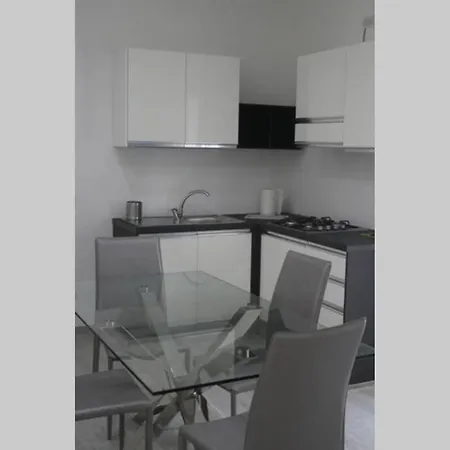 Apartman White *