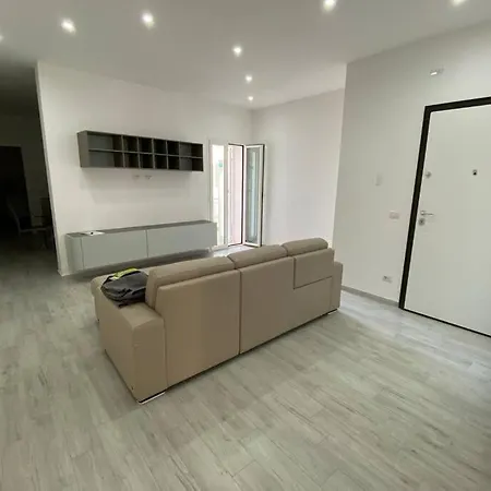 Apartman White *
