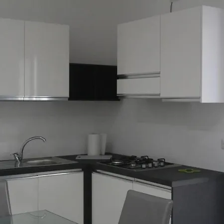 Apartman White